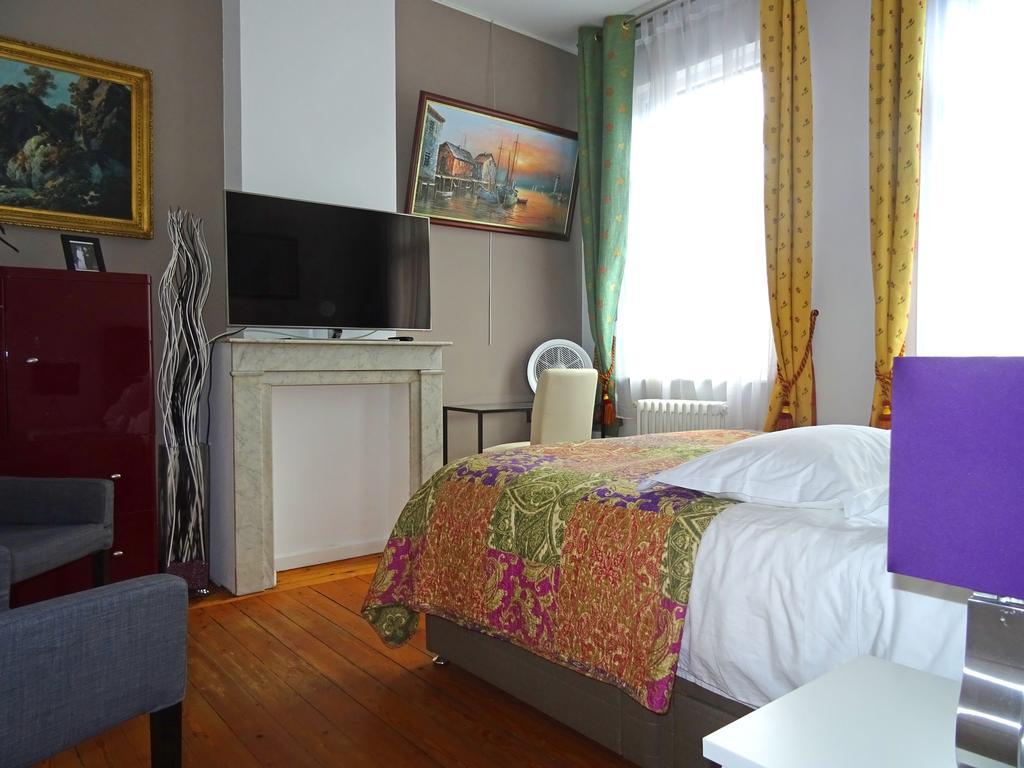 Chambres Et Table D'Hotes La Belle Lensoise エクステリア 写真